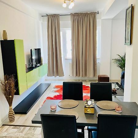 Dream Sury Apartment - Metrou Leonida, Spital Obregia Bucarest Esterno foto