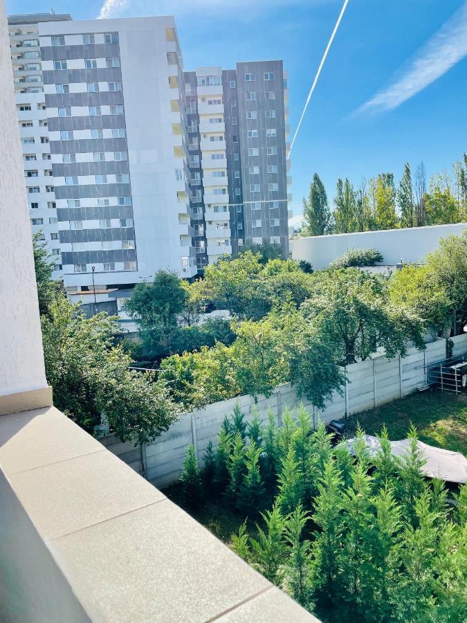 Dream Sury Apartment - Metrou Leonida, Spital Obregia Bucarest Esterno foto