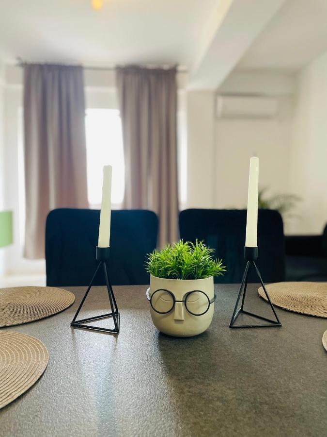 Dream Sury Apartment - Metrou Leonida, Spital Obregia Bucarest Esterno foto